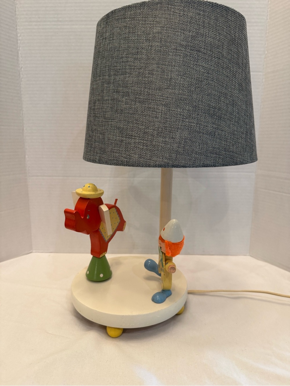 Vintage Nursery Originals Circus Music Box Lamp – Elephant & Clown